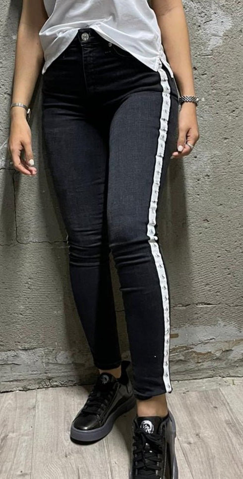 CalvinKlein Jeans for women גינס קלווין לנשים